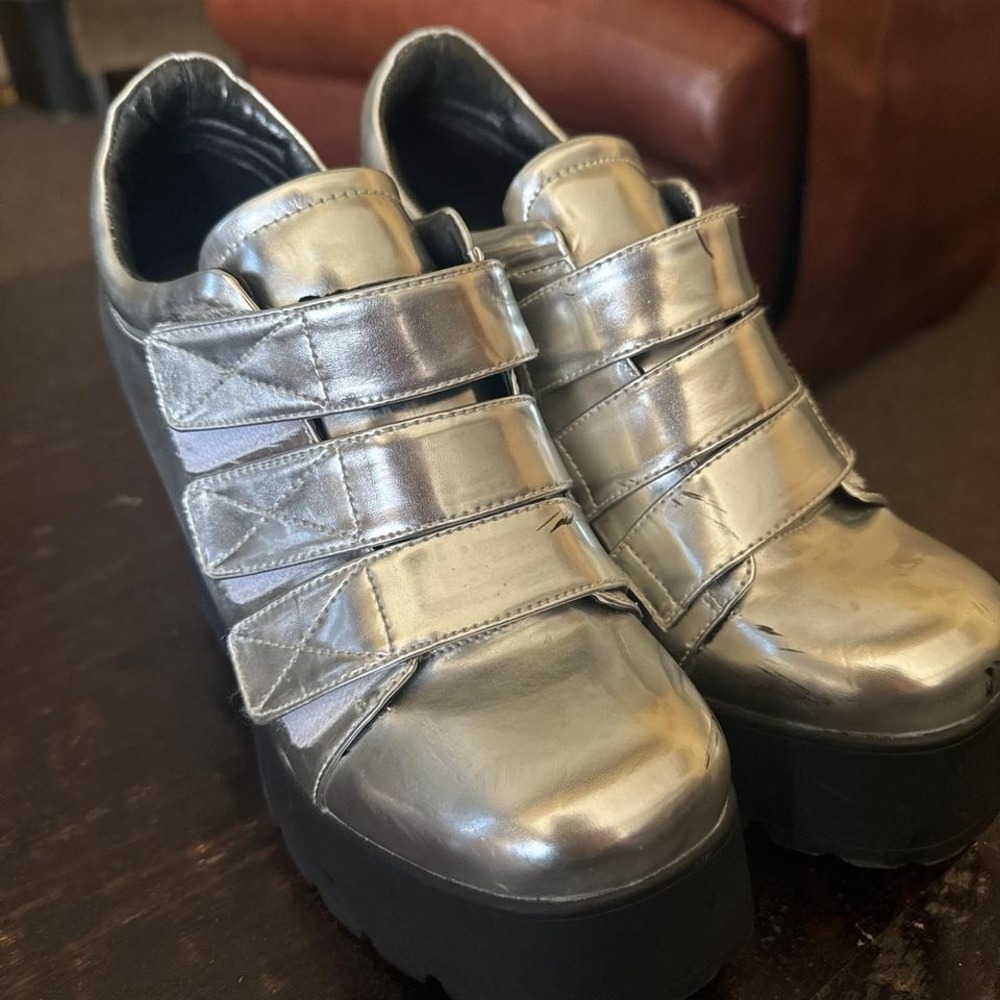 metallic silver platform sneakers
